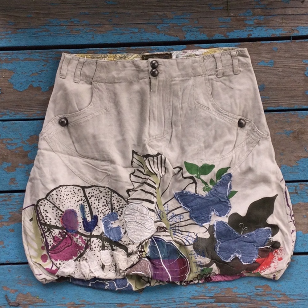 Desigual Artistic Skirt with Butterfly Motif - Picture 7 of 10